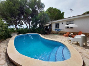 Chalet rústico con piscina y barbacoa, Valencia